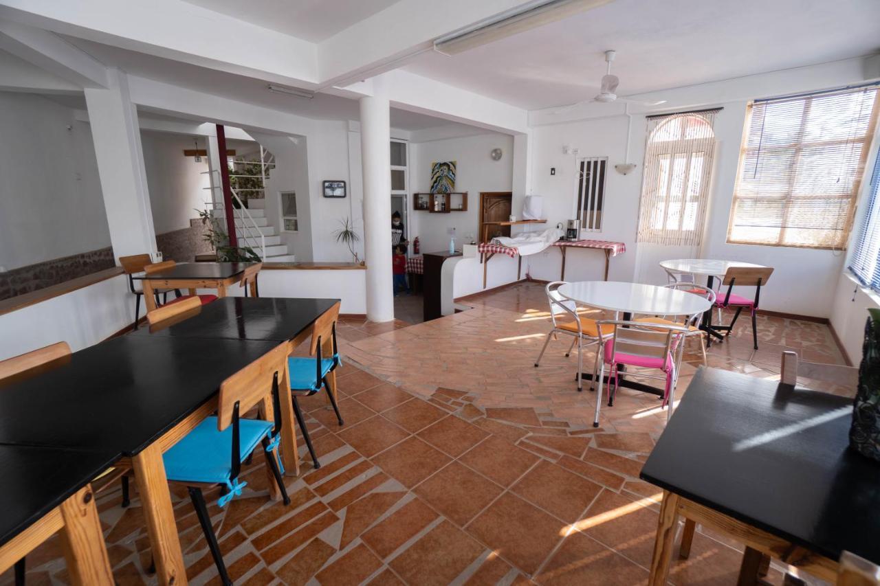 Residencial Che Guevara Bed & Breakfast Mindelo Dış mekan fotoğraf